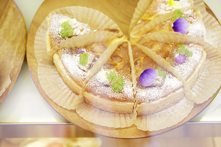 『林檎のベイクドチーズケーキ』500円（税込）