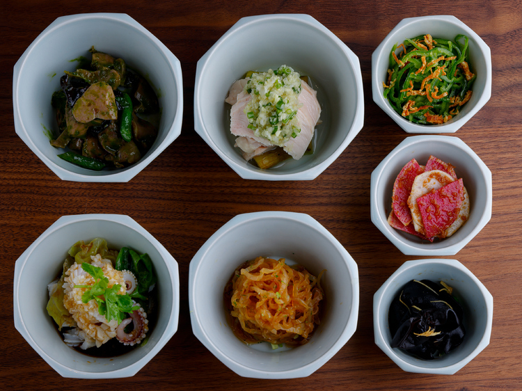 桃仙閣 東京の中華の定番と野菜のいろんな味が楽しめる「前菜」