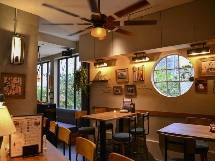 HEAVENLY Island Lifestyle 代官山の店内