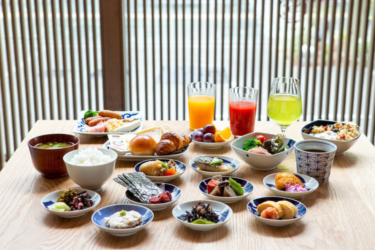 福岡県産の素材や、そこで育まれてきた味わい。四季を感じられる福岡の朝食が堪能できる