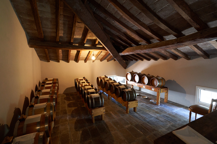 屋根裏にある秘蔵のバルサミコが眠る「アチェタイア」モデナを代表する伝統の味