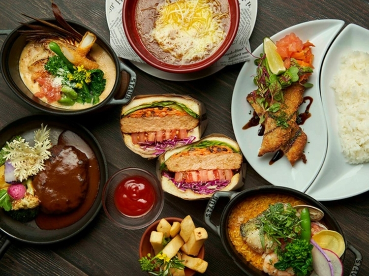 カジュアルに磨き抜かれた味わいを楽しむレストラン【HUSH HUSH】のお昼ごはん