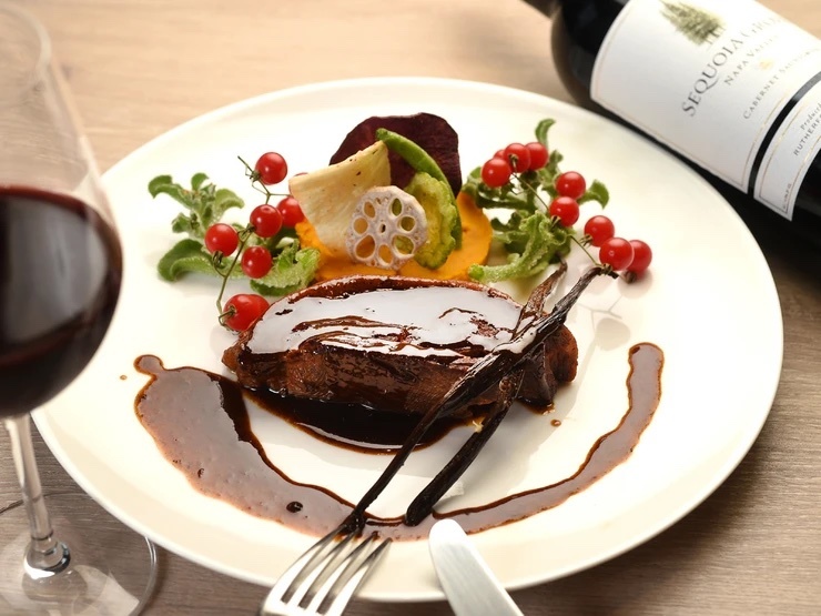 ワインのための煮込料理研究所　NIKOLABOの料理