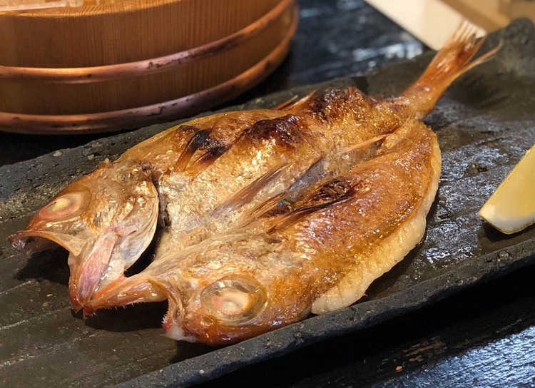 日本海に面している地域で獲ることができる「のどぐろ」は高級魚として知られています