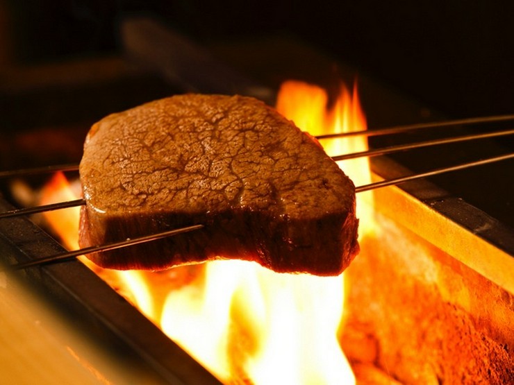 肉焼物『銘柄牛のステーキ』