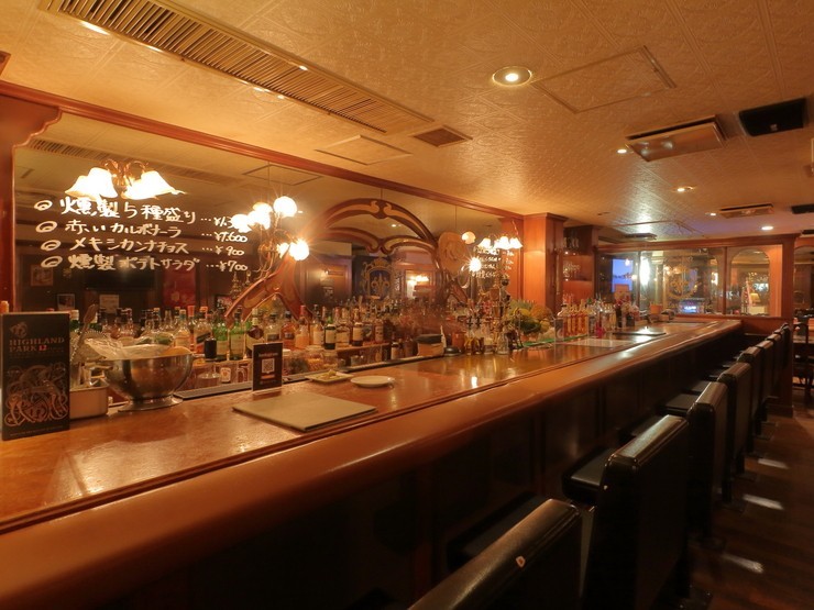 オー・ド・ヴィー Eau-De-Vieの内観