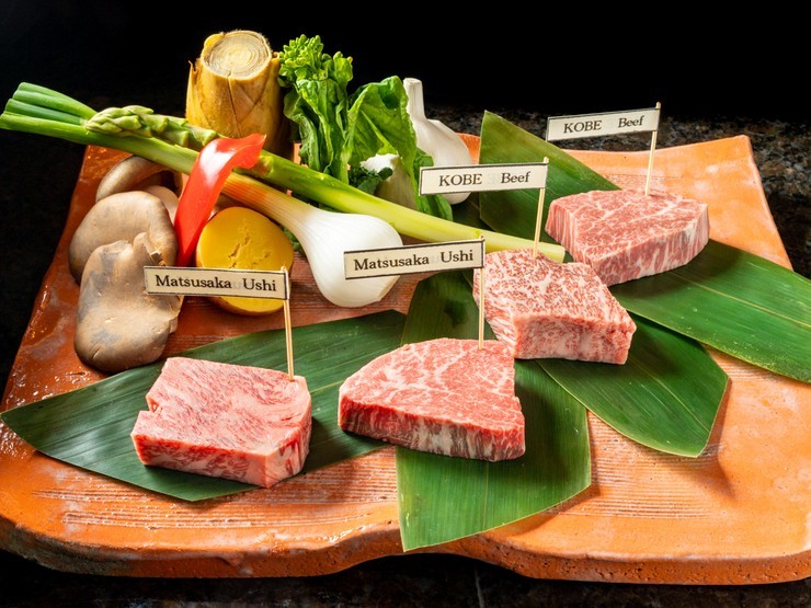 贅を極めるおいしさ『Matsusaka KOBE 松阪牛と神戸ビーフの食べ比べコース』28,000円