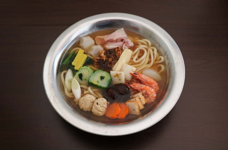 美々卯 名物うどんすき