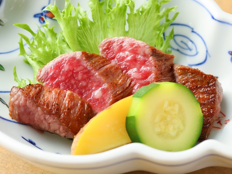 日本料理　波勢のv和牛ステーキ