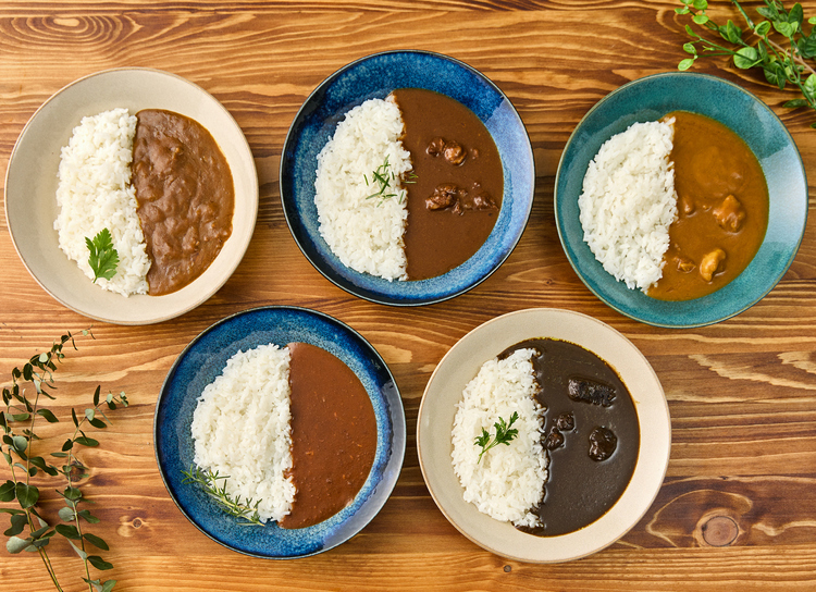 ５種入り 3,200円（税込／送料別／常温発送）。※2022年６月15日（水）AM11時までにご注文いただくと、父の日前後の2022年６月17日（金）,18日（土）,19日（日）の日付指定が可能です。