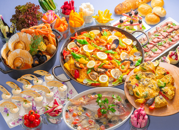 地中海沿岸地域の伝統料理を楽しめる「地中海フェア」を開催。ランチブッフェ　大人：4,900円～、ディナーブッフェ　大人5,400円～（税・サ込み）