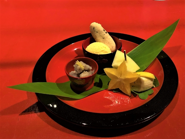 シラカチ　日本料理
