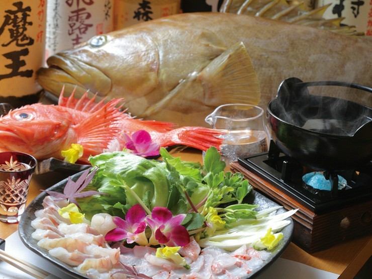 煮魚・刺身・旬菜　海乃四季の高級魚　特撰クエ＆活キンキのしゃぶしゃぶコース