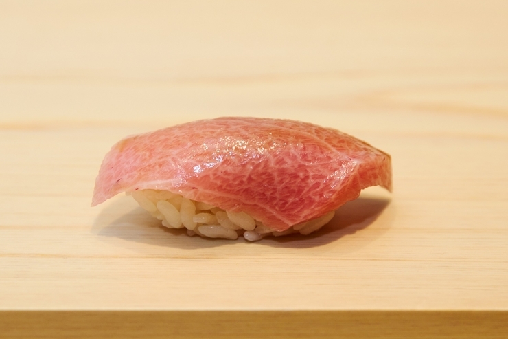 鮨めいのの『まぐろ』