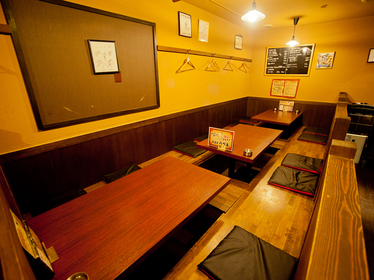【播磨うまいもん　居酒屋　八べえ。】　の店内