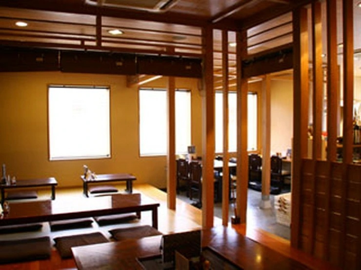 自家製麺　そば心の店内