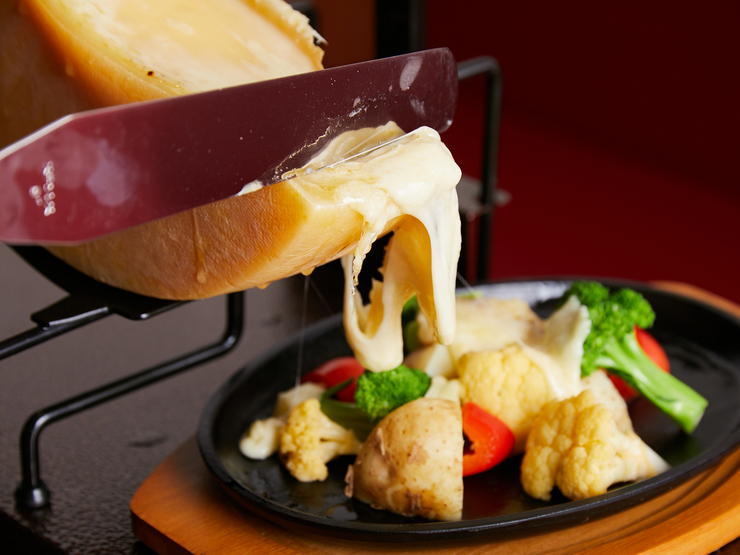 ビストロバル　ホースシューのラクレットチーズ