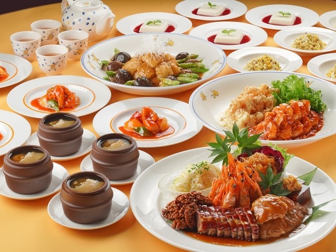 横浜中華街 萬珍樓 本店のフルコース料理「如意宴（にょいえん）」