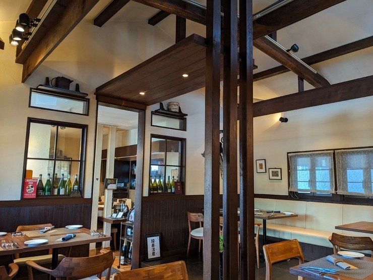 ルサンクの内観