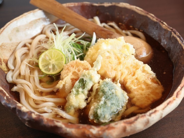 うどんの極心まれの料理