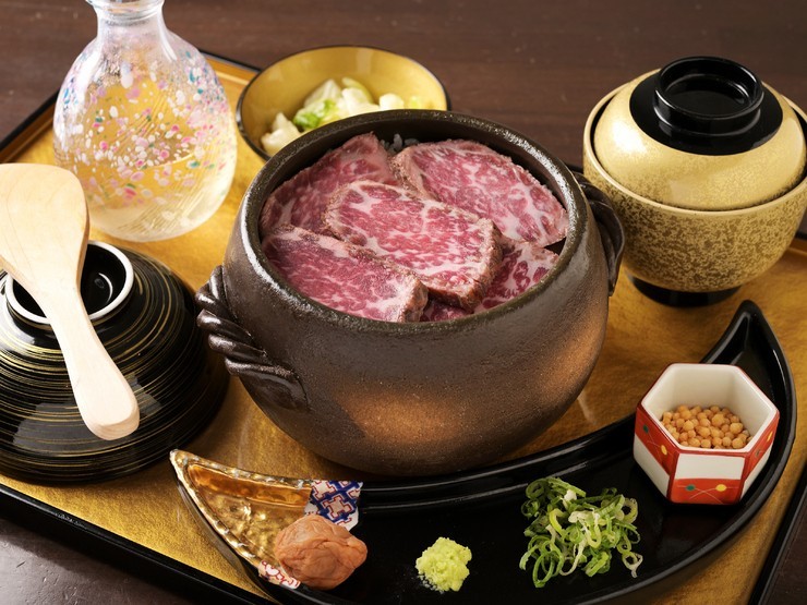 肉究亭　犇　平和店の料理