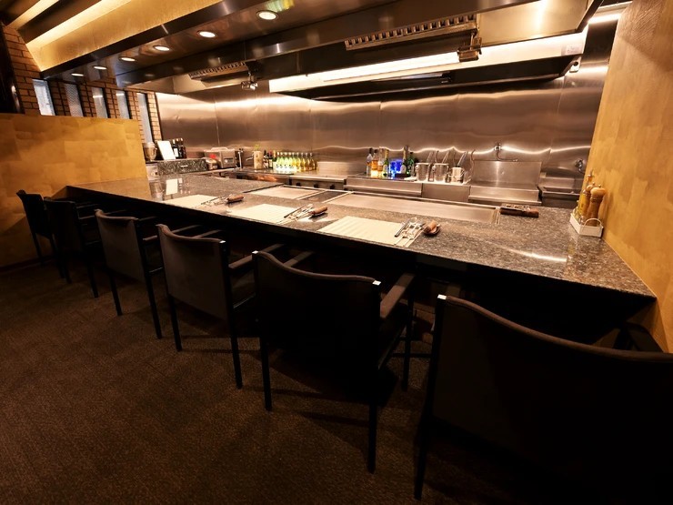 La　Cuisine　槐の内観