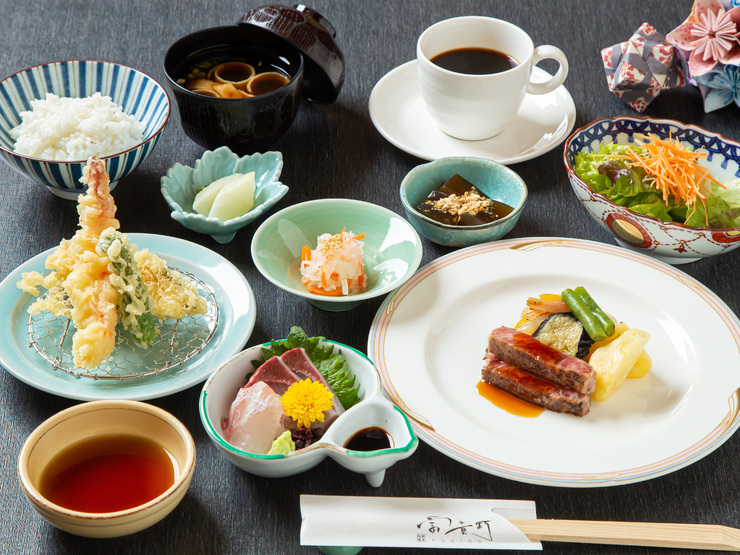 日本料理　富貴野の華御膳