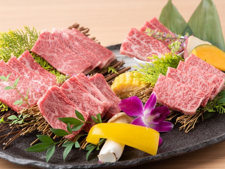 神戸ビーフ焼肉　お加虎の和牛5種盛り