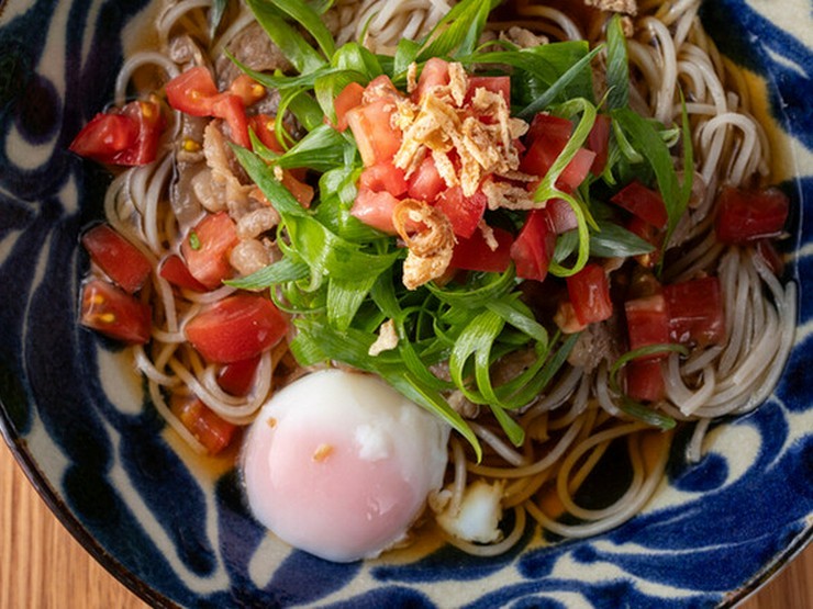 蕎麦いっこんの牛肉と九条葱のぶっかけそば