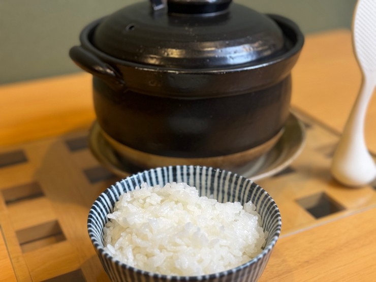 お米本来の甘みと香りが口いっぱいに広がる『土鍋ご飯』