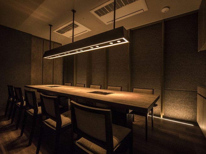 【USHIGORO S. GINZA】の店内