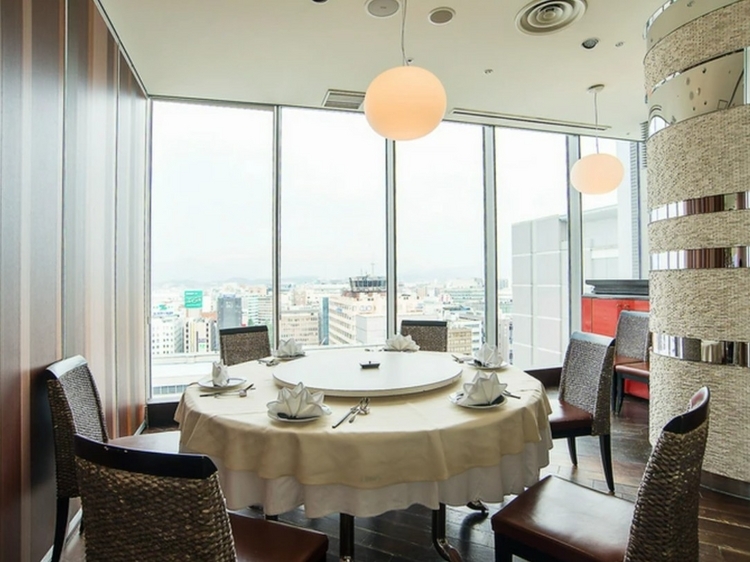 【四川飯店】の内観、個室