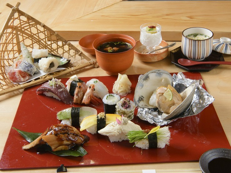 寿司会席をお手頃な値段で『おおきにランチ』