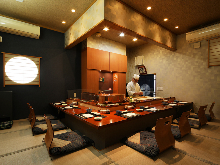 天ぷら　川辰の店内