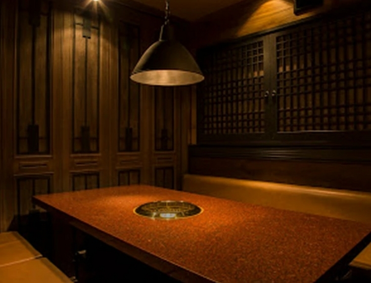 焼肉うしごろ　銀座店の内観