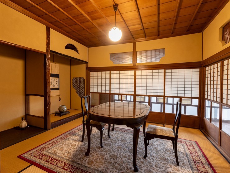 三宜楼茶寮KAITOの店内