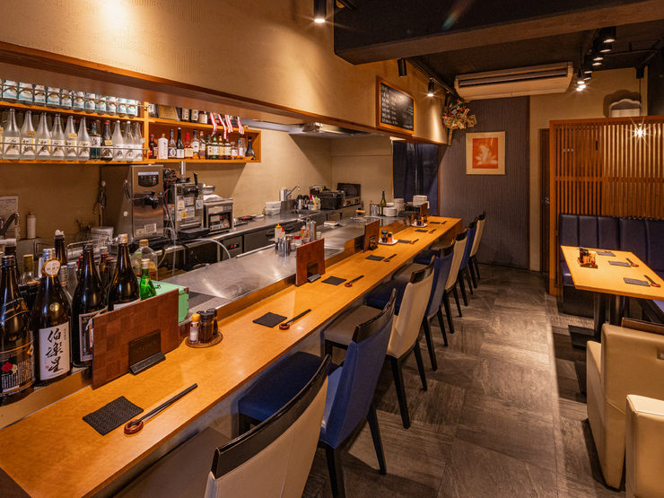 鉄板焼　お好み焼　わの店内