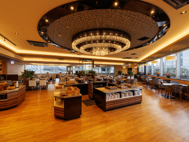 レストラン ラ・ベランダ アパホテル＆リゾート両国駅タワーの店内