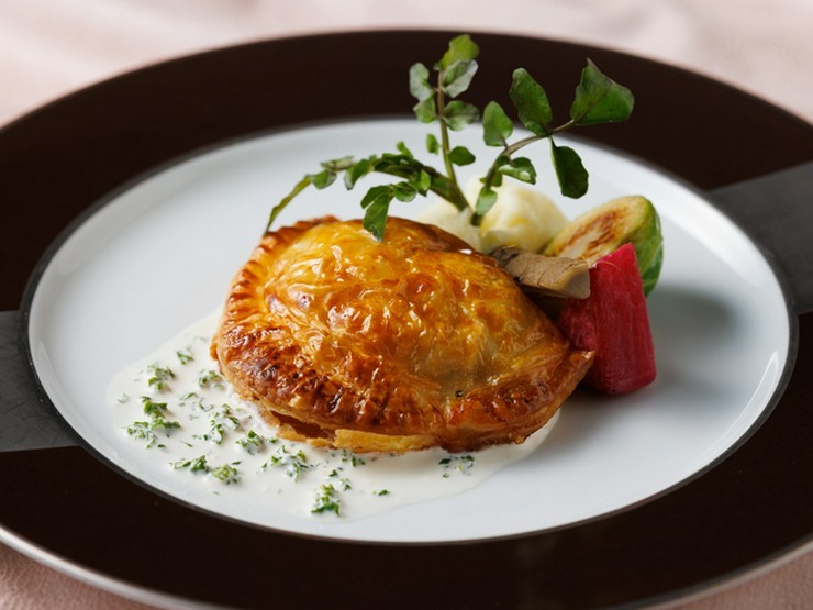 旬の素材と四季折々の味覚が楽しめる『Chef's Lunch』