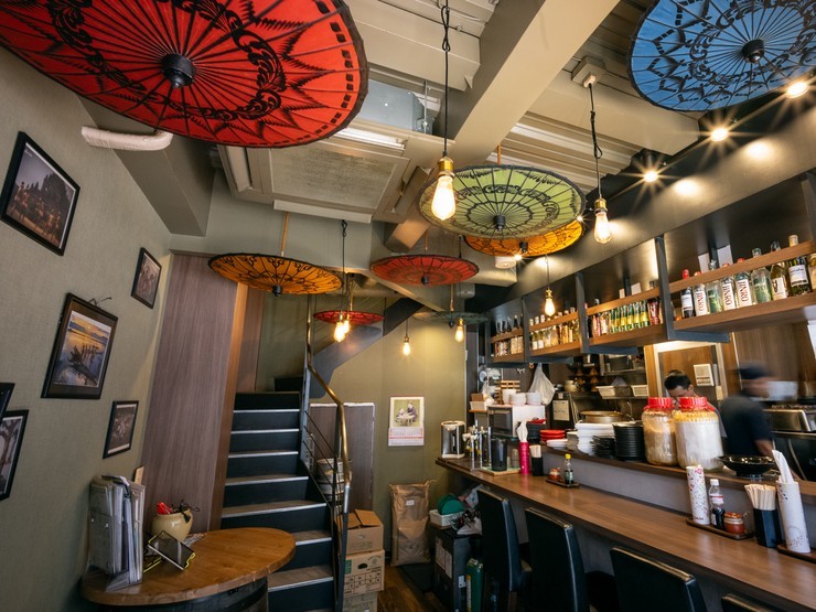 Zuu&Hein Myanmar Tea House 高田馬場店 の店内