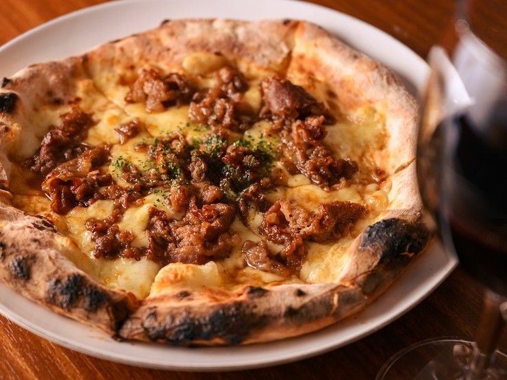 PIZZA STAND 神田店の和牛焼肉ピザ