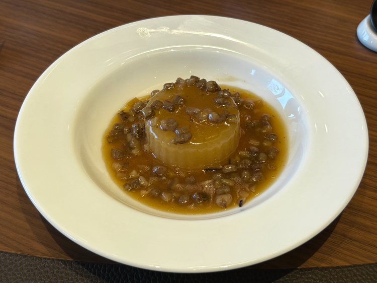 インペリアル・トレジャーの大根の和牛ひき肉のあんがけ