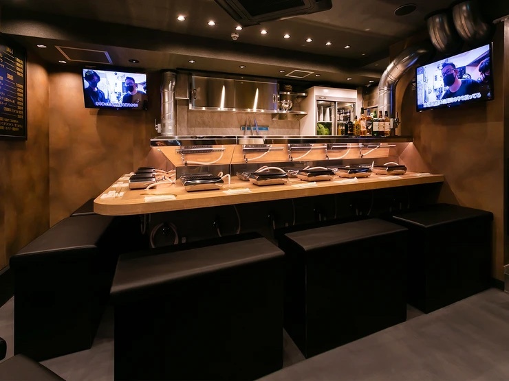 北新地焼肉さつま　六本木店の店内