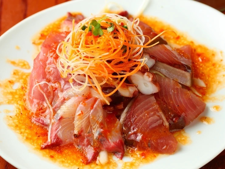 鉄板ビストロシーフードバンクGochi　神田店の料理