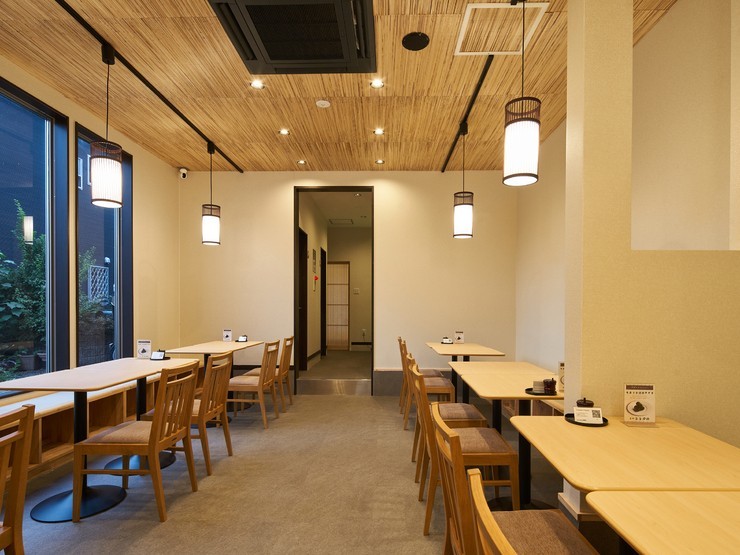 土井活鰻　嵐山店の内観