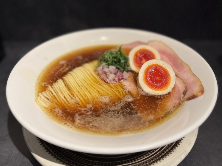 【Ramen Jazzy Beats】の『味玉醤油らぁ麺』