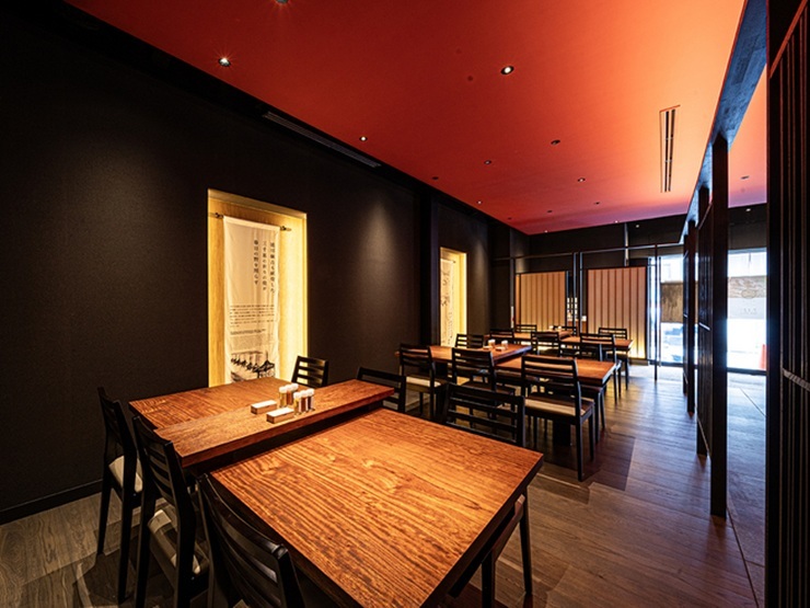 すき焼きと牛まぶし　ももしき　はなれの内観