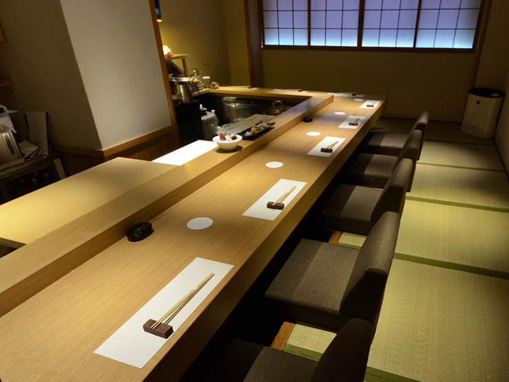 四季の味と天ぷら　いま井の店内