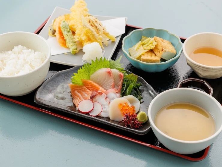 お酒とおばんざい灯の料理
