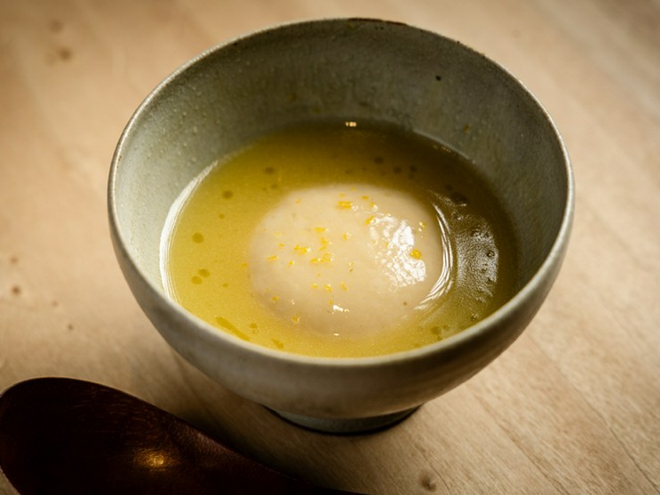 『鶏白湯ごま豆腐』